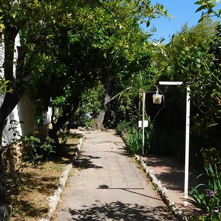 Βίλα Charming 2-bedroom 'miami' With Parking